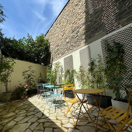 Hipotel Lilas Gambetta Paris Exterior foto