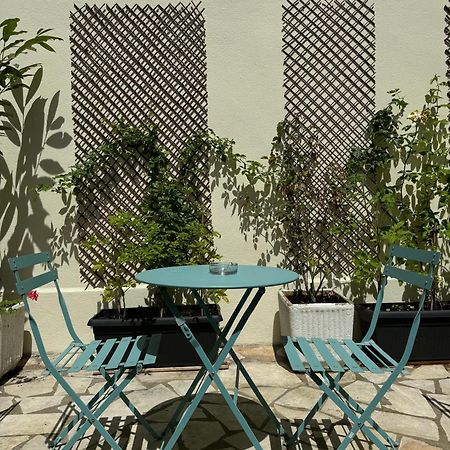 Hipotel Lilas Gambetta Paris Exterior foto